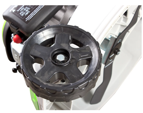 Газонокосилка бензиновая REDVERG RD-GLM40P
